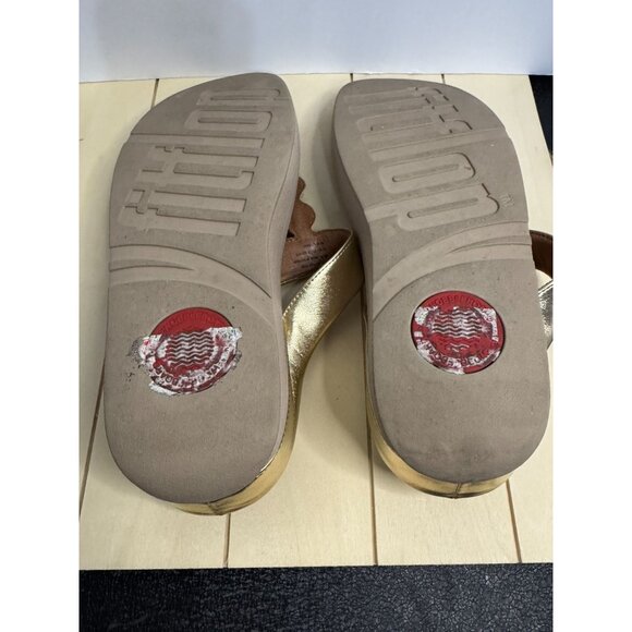 FitFlop Gold Toe Post Slides With Beaded Strap - Picture 3 of 9